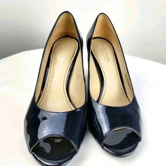 Black Super Chic Heel - Picture 2 of 9